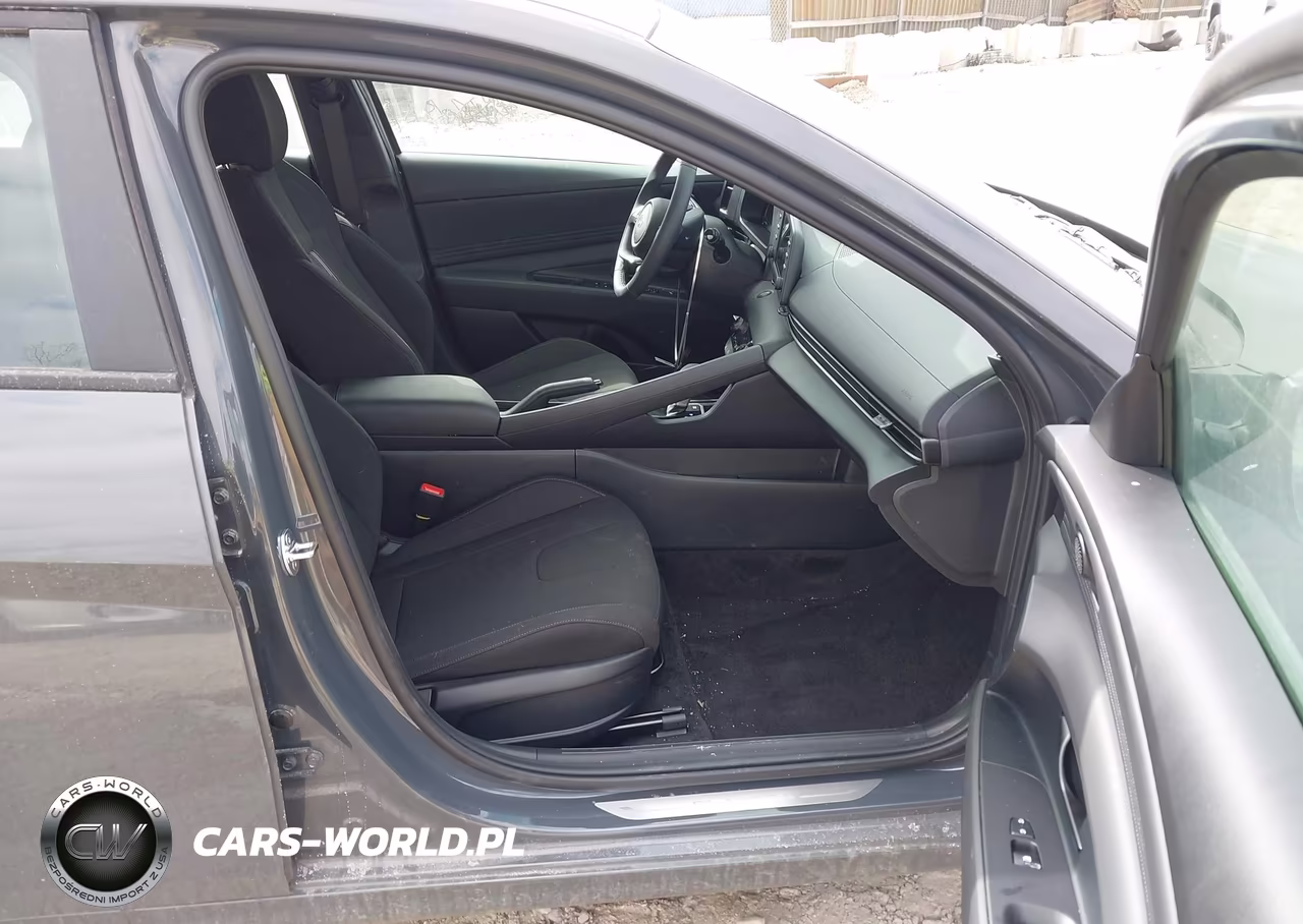 2026 Hyundai Elantra Sel Sport VIN:KMHLM4DG5TU138819 - 5