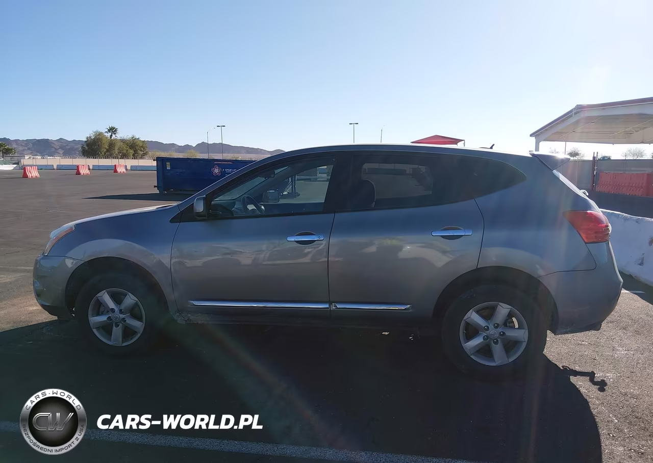 2013 Nissan Rogue S VIN:JN8AS5MT1DW526807 - 14