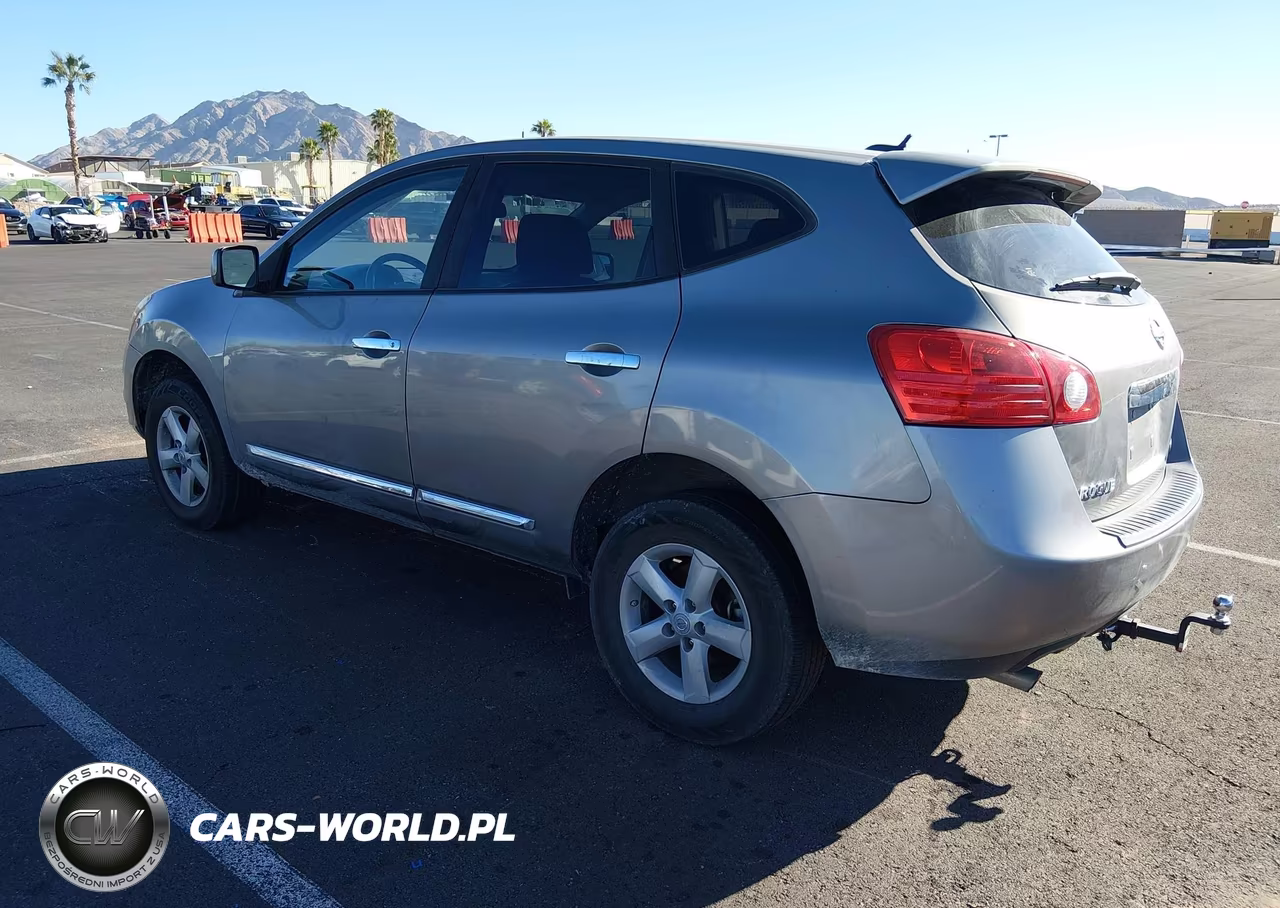 2013 Nissan Rogue S VIN:JN8AS5MT1DW526807 - 3