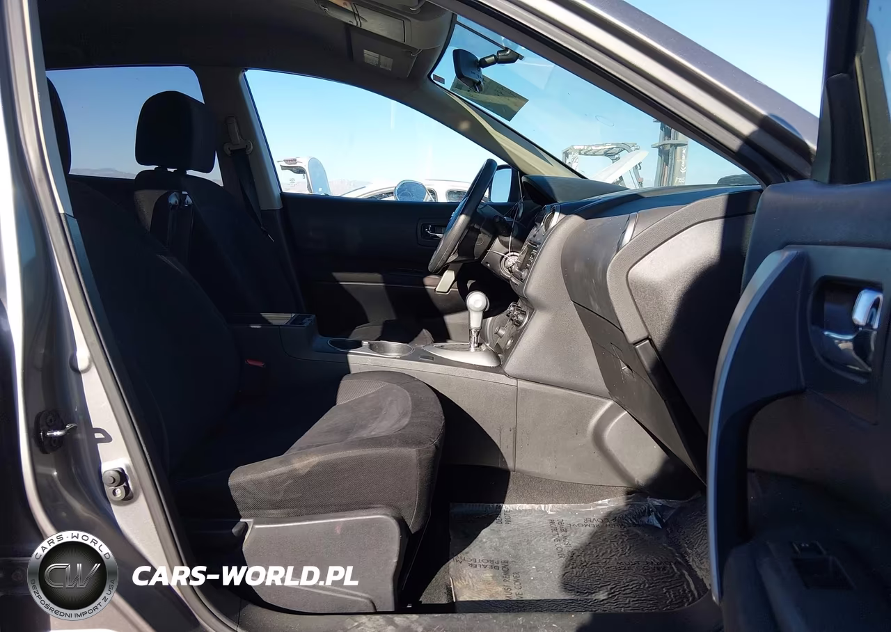2013 Nissan Rogue S VIN:JN8AS5MT1DW526807 - 5