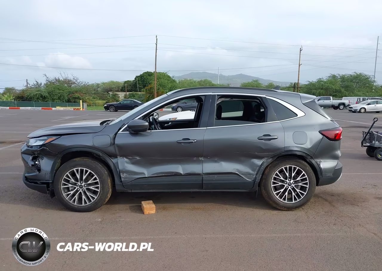 2025 Ford Escape Phev VIN:1FMCU0E15SUA47566 - 13