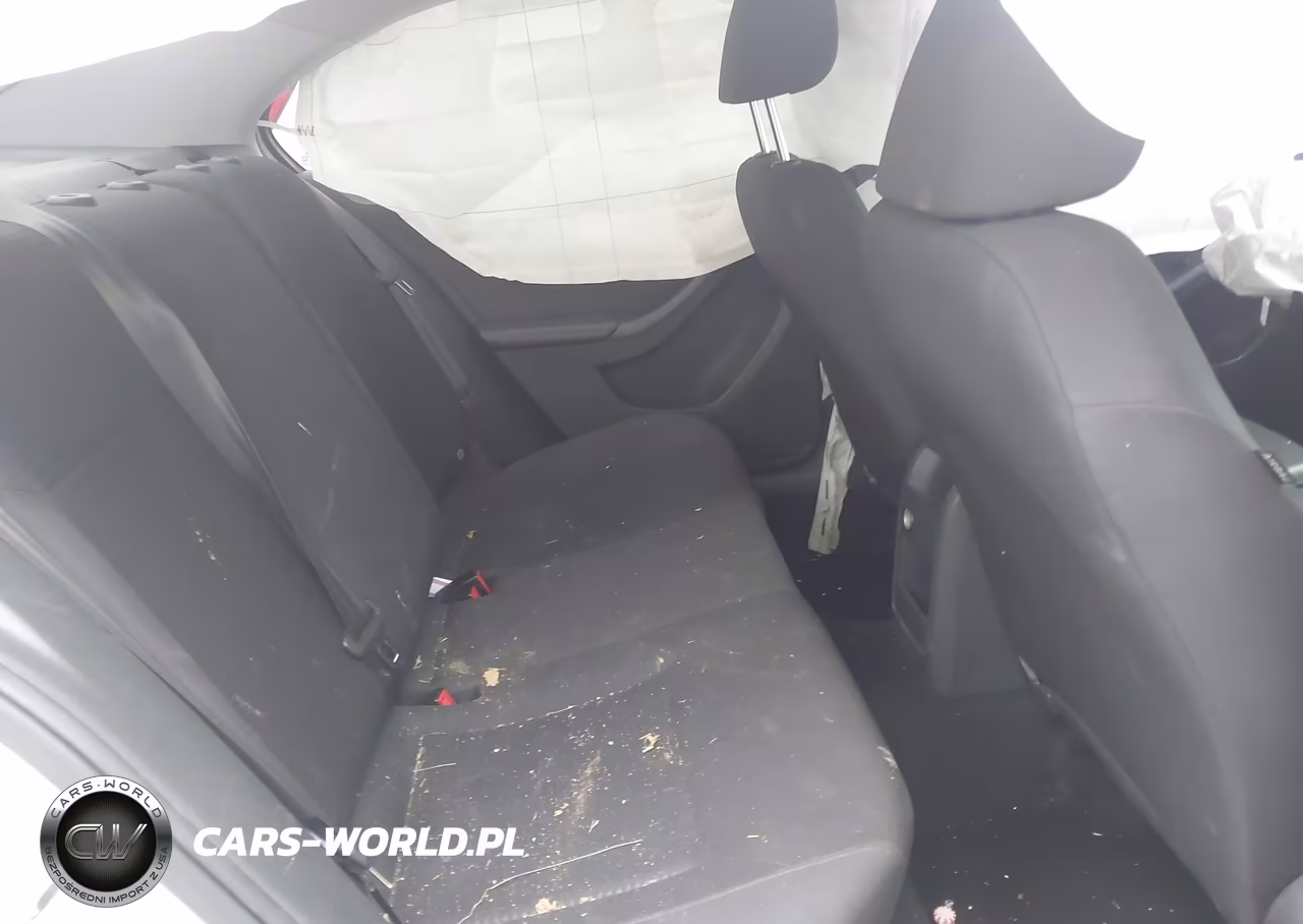 2015 Volkswagen Jetta 2.0L Tdi S VIN:3VWLA7AJ1FM401781 - 8