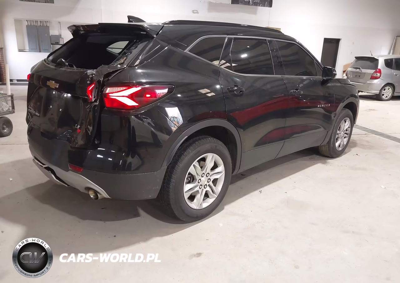 2020 Chevrolet Blazer Awd 2Lt VIN:3GNKBHR40LS667467 - 4