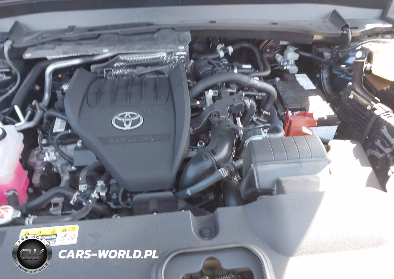 2024 Toyota Grand Highlander Platinum VIN:5TDAAAB58RS070016 - 10