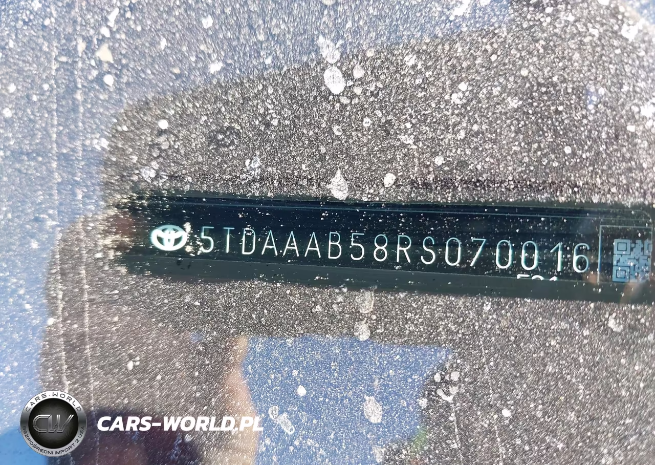 2024 Toyota Grand Highlander Platinum VIN:5TDAAAB58RS070016 - 17
