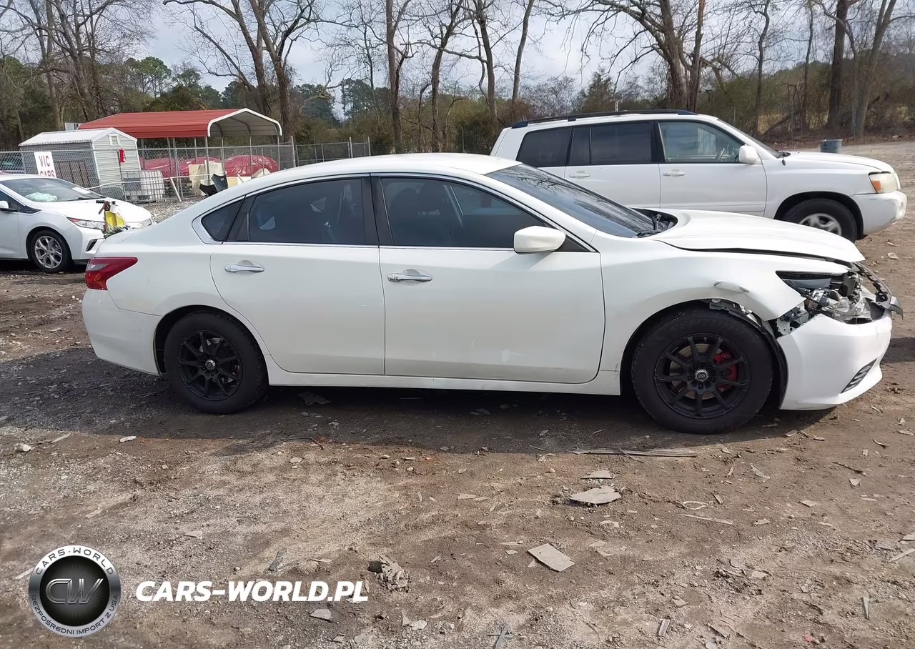 2018 Nissan Altima 2.5 S VIN:1N4AL3AP1JC477227 - 13