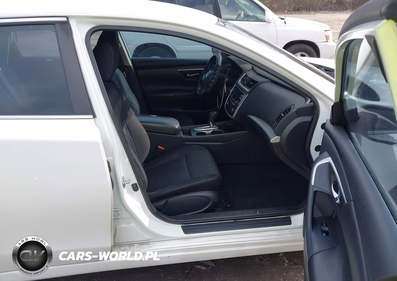2018 Nissan Altima 2.5 S VIN:1N4AL3AP1JC477227 - 5