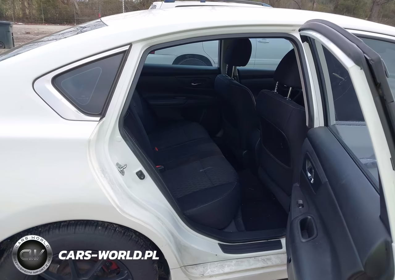 2018 Nissan Altima 2.5 S VIN:1N4AL3AP1JC477227 - 8