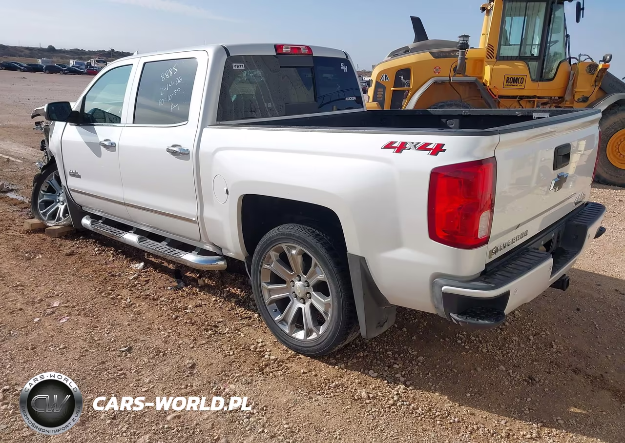 2018 Chevrolet Silverado 1500 High Country VIN:3GCUKTEJ2JG368885 - 3