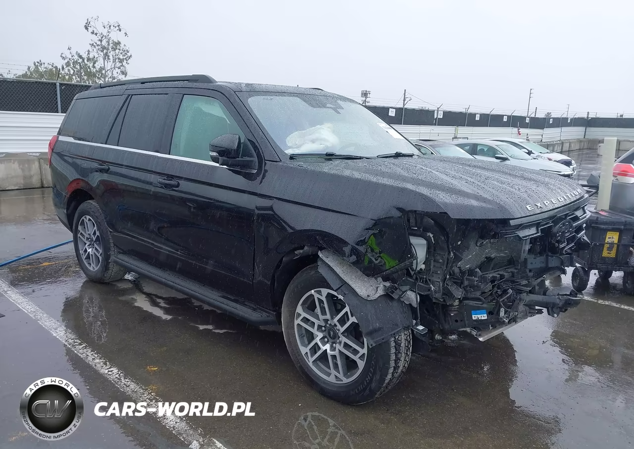 2025 Ford Expedition Active