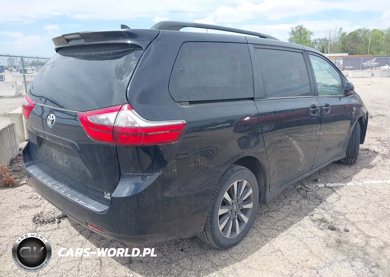 2020 Toyota Sienna Le VIN:5TDJZ3DC7LS237456 - 4