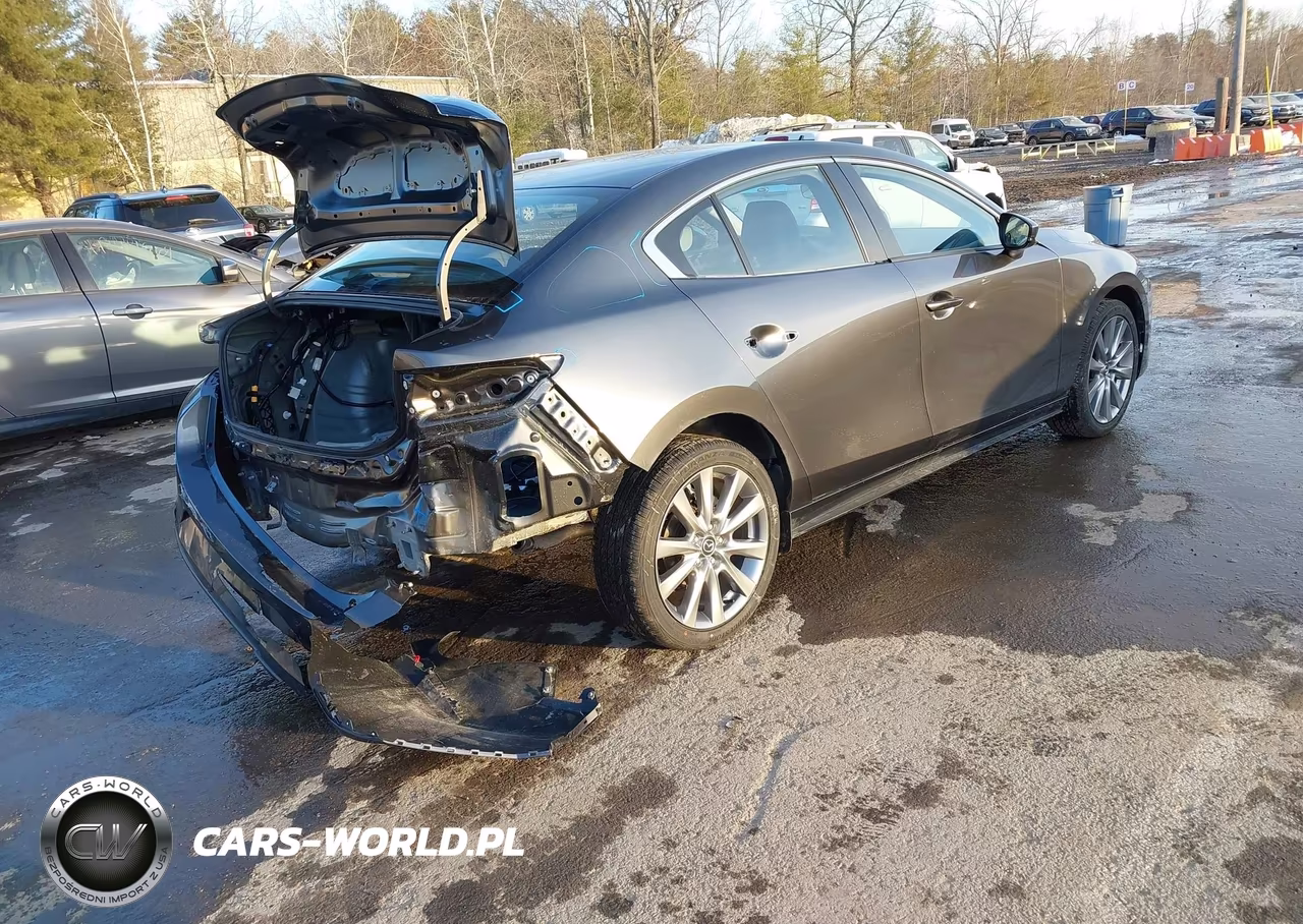 2026 Mazda Mazda3 2.5 S Preferred VIN:JM1BPACLXT1853780 - 4