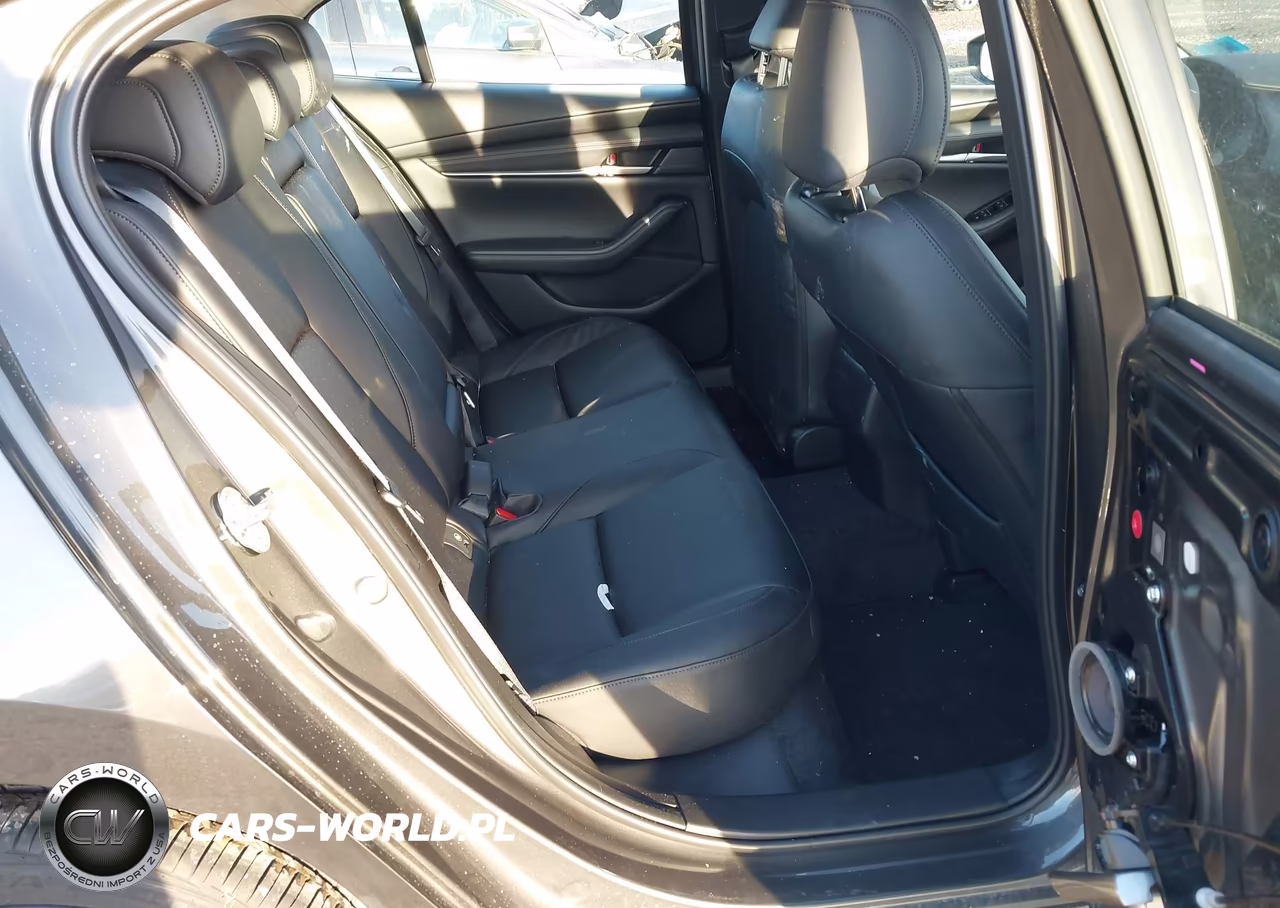2026 Mazda Mazda3 2.5 S Preferred VIN:JM1BPACLXT1853780 - 8