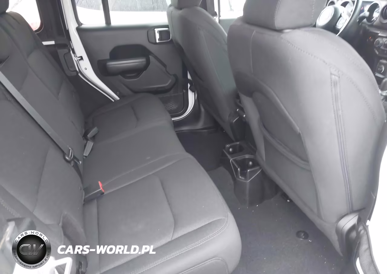 2018 Jeep Wrangler Unlimited Sport S 4X4 VIN:1C4HJXDG8JW284959 - 8