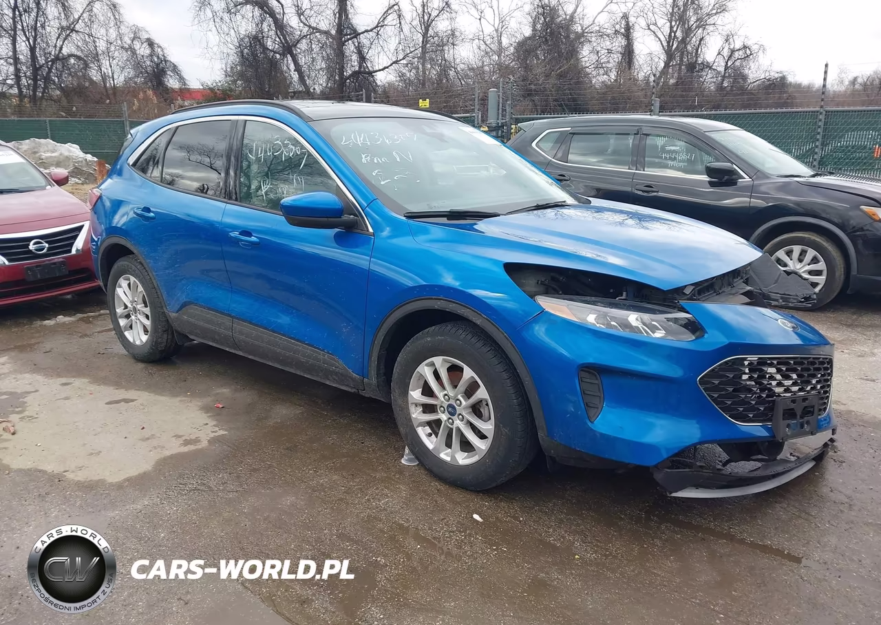 2020 Ford Escape Se