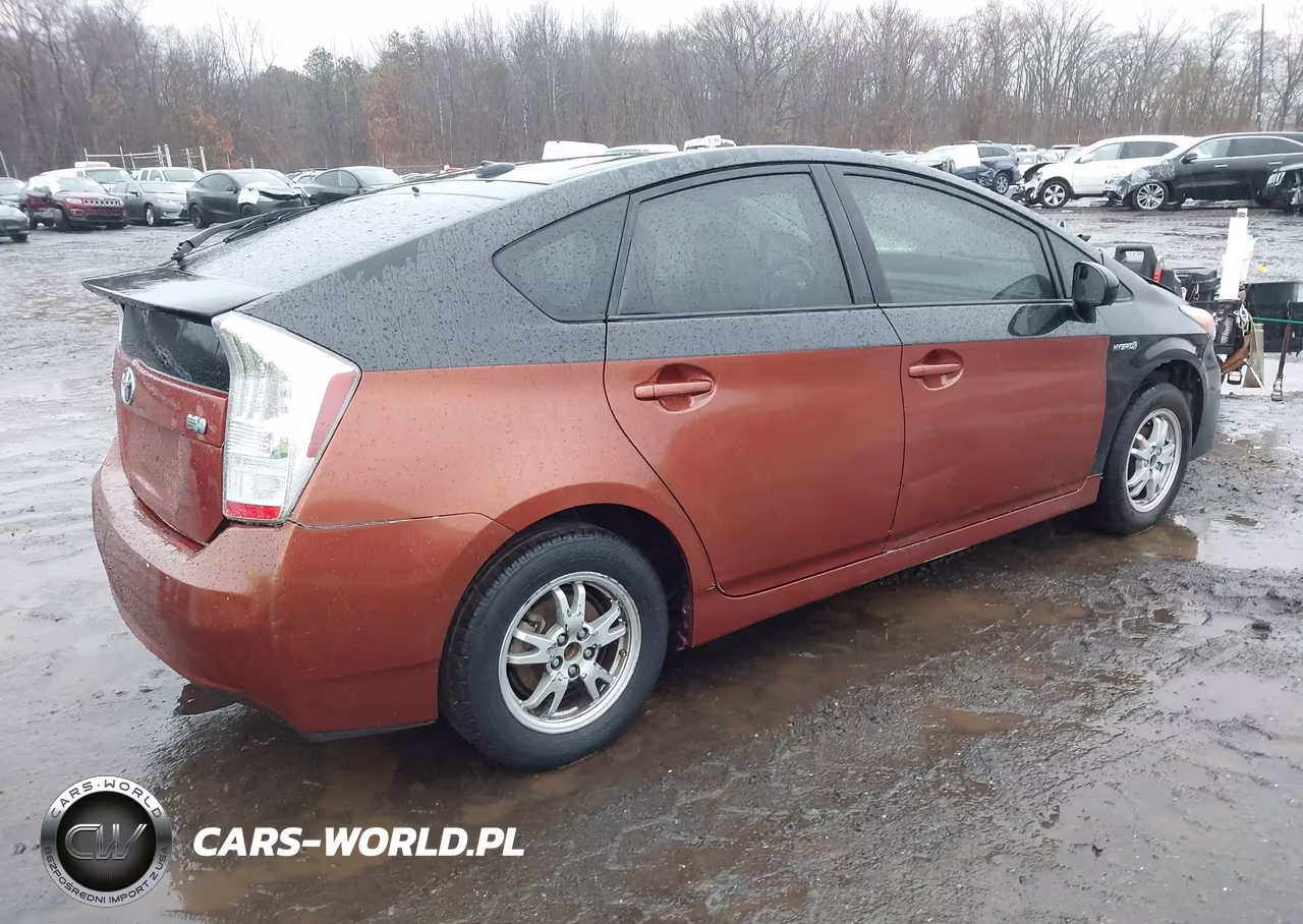 2010 Toyota Prius Iii VIN:JTDKN3DU8A0147614 - 4