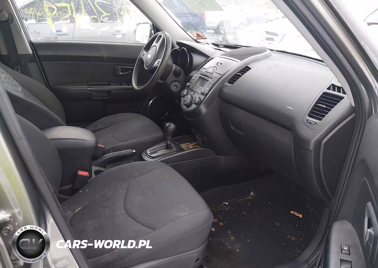 2010 Kia Soul + VIN:KNDJT2A24A7195178 - 5