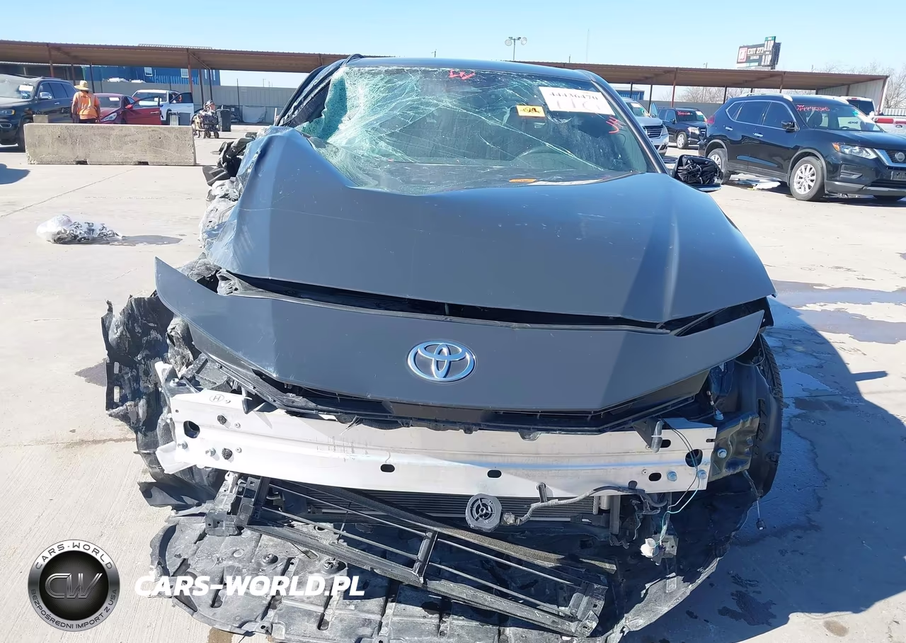 2026 Toyota Camry Se VIN:4T1DAACK2TU687802 - 12