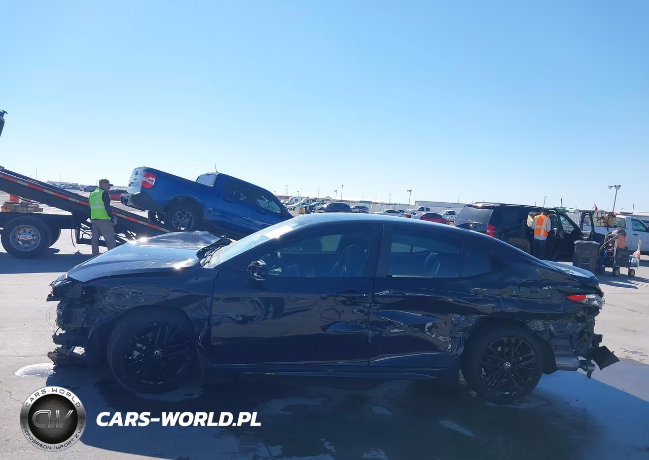 2026 Toyota Camry Se VIN:4T1DAACK2TU687802 - 14