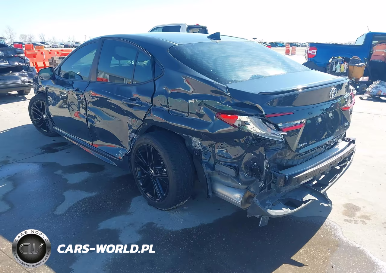 2026 Toyota Camry Se VIN:4T1DAACK2TU687802 - 3