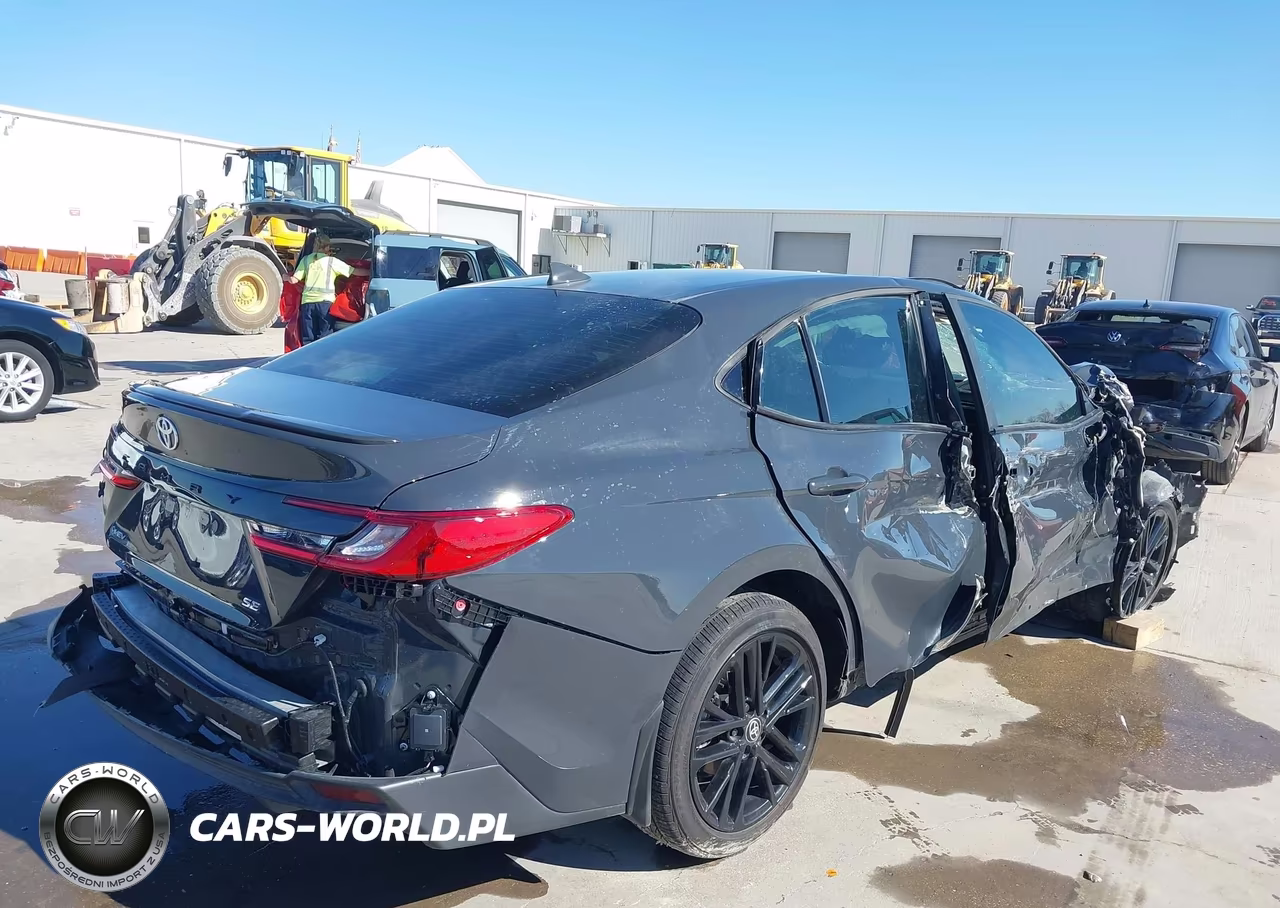 2026 Toyota Camry Se VIN:4T1DAACK2TU687802 - 4