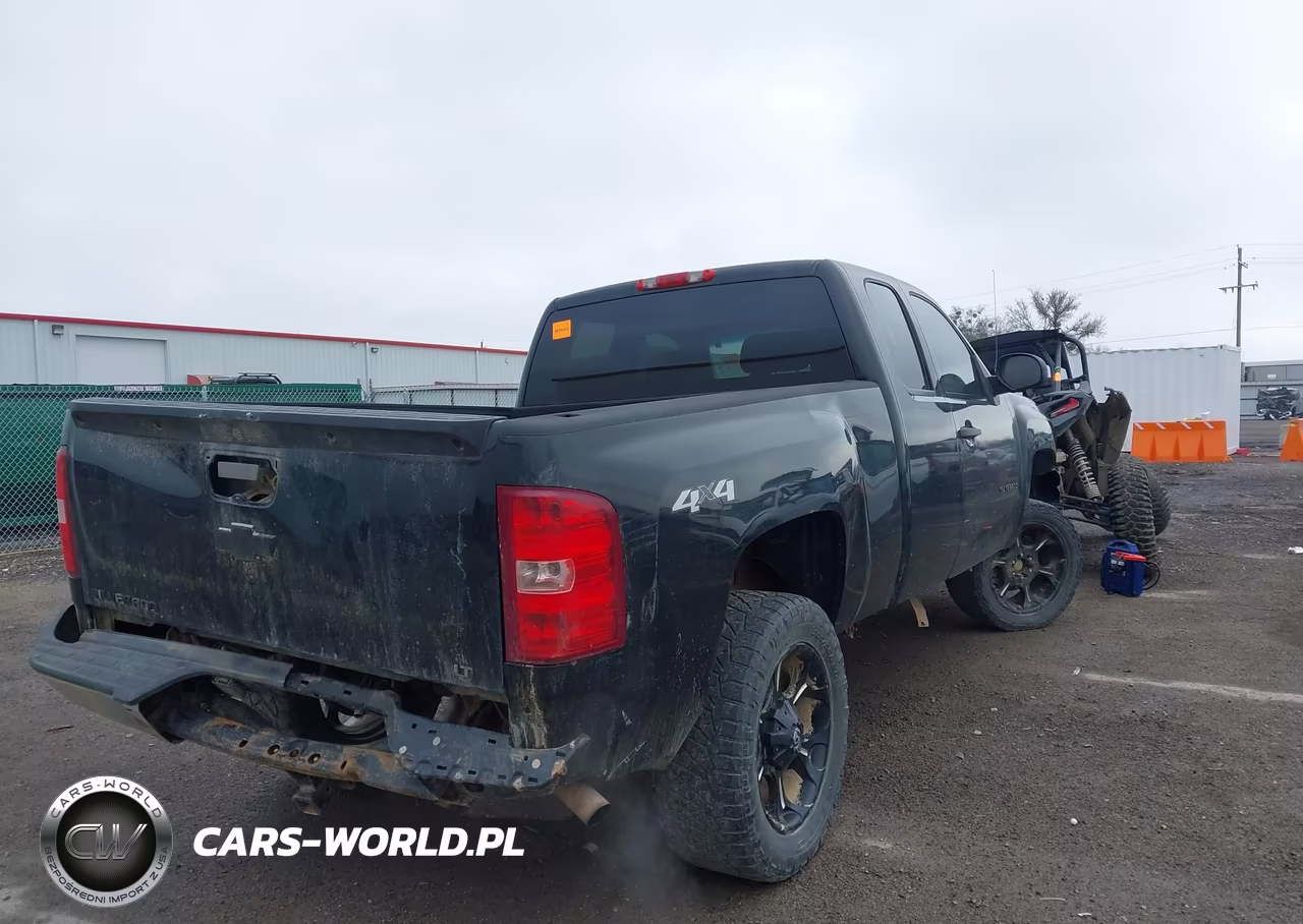 2011 Chevrolet Silverado 1500 Lt VIN:1GCRKSE31BZ308048 - 4