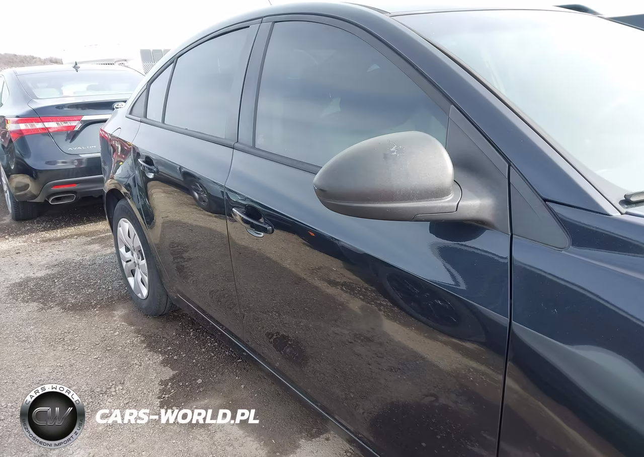 2013 Chevrolet Cruze Ls Auto VIN:1G1PA5SH5D7295730 - 13
