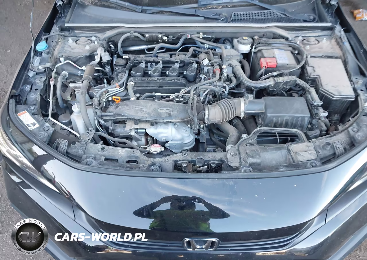 2024 Honda Civic Touring VIN:2HGFE1F93RH304330 - 10