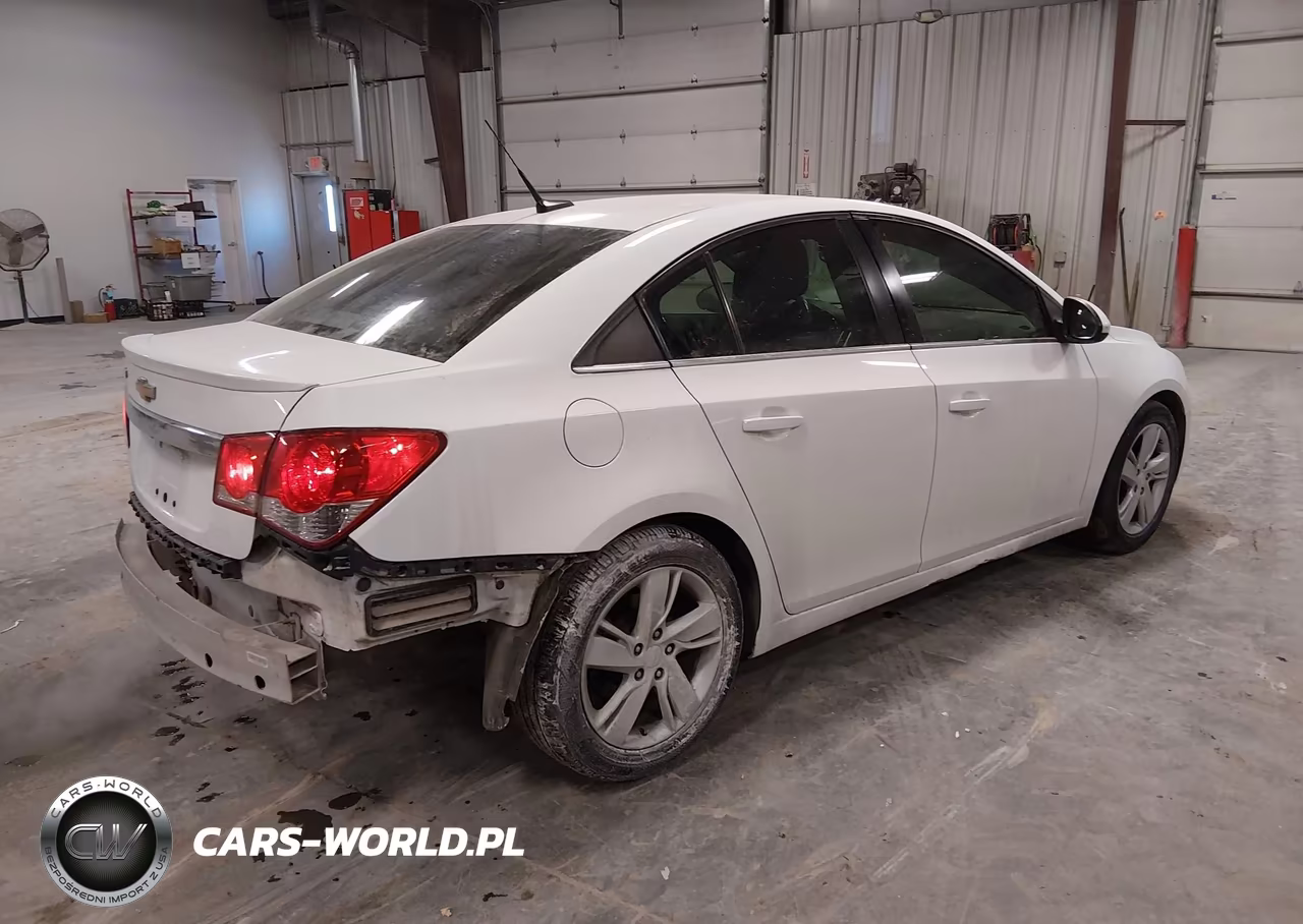 2014 Chevrolet Cruze Diesel VIN:1G1P75SZ3E7453796 - 4