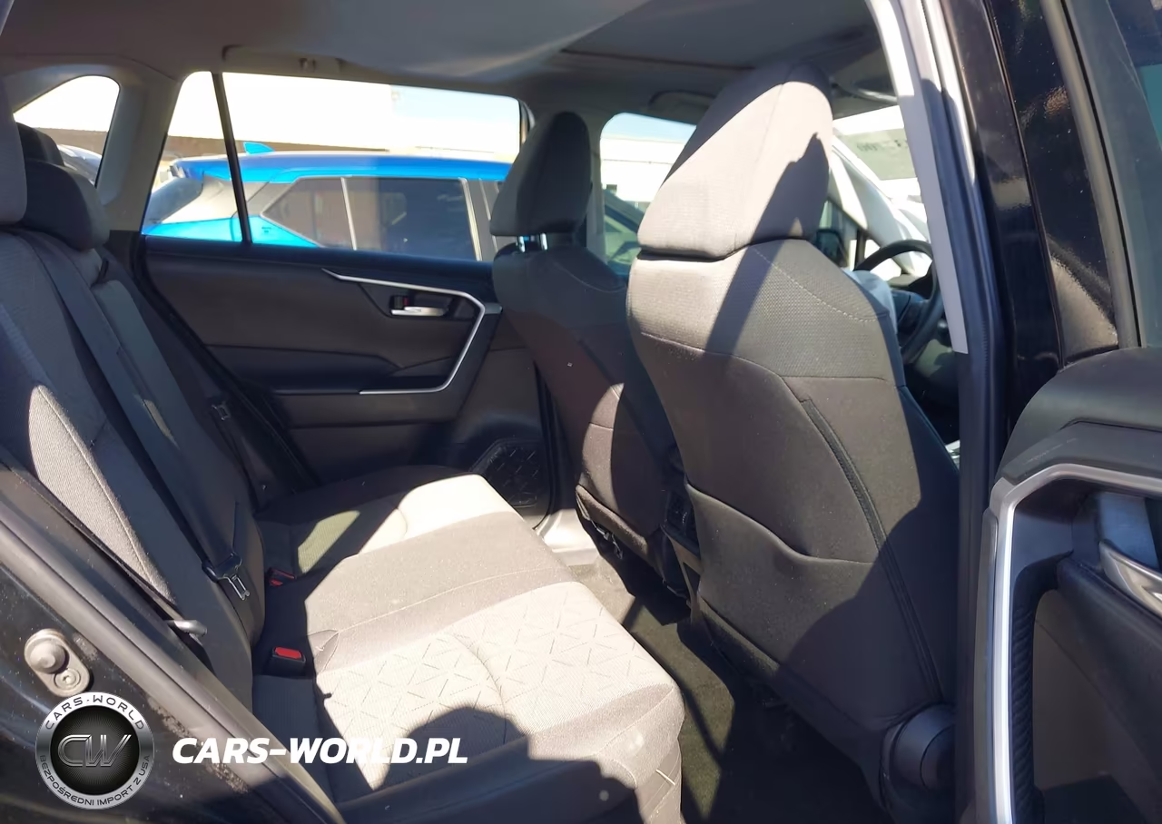 2023 Toyota Rav4 Hybrid Xle VIN:4T3RWRFVXPU083116 - 8