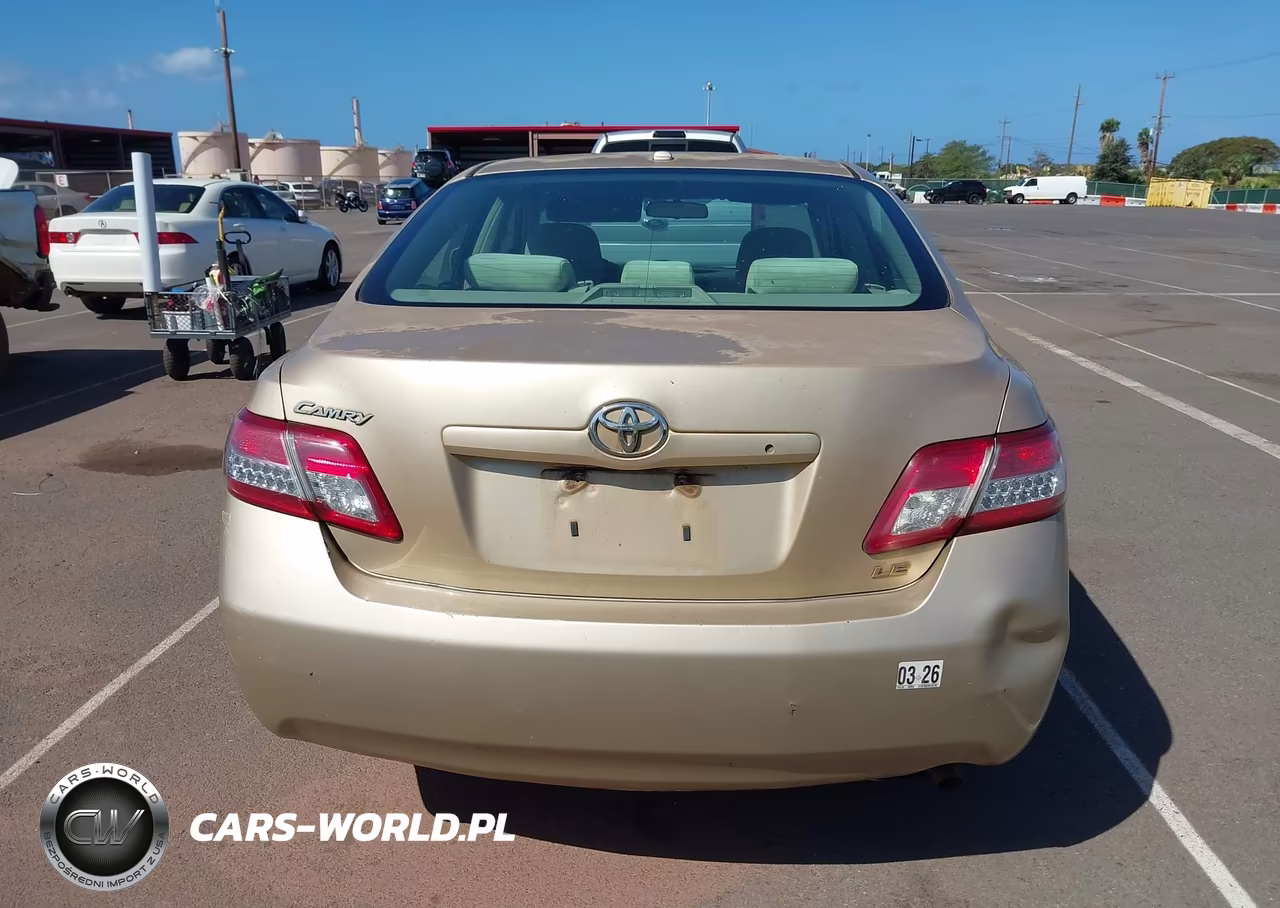 2010 Toyota Camry Le VIN:4T1BF3EK5AU102192 - 17