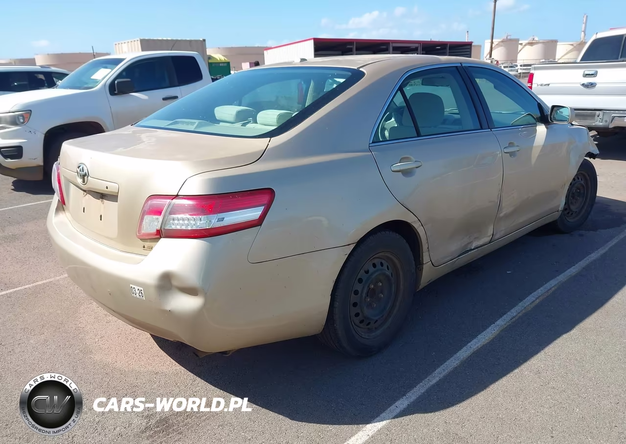 2010 Toyota Camry Le VIN:4T1BF3EK5AU102192 - 4