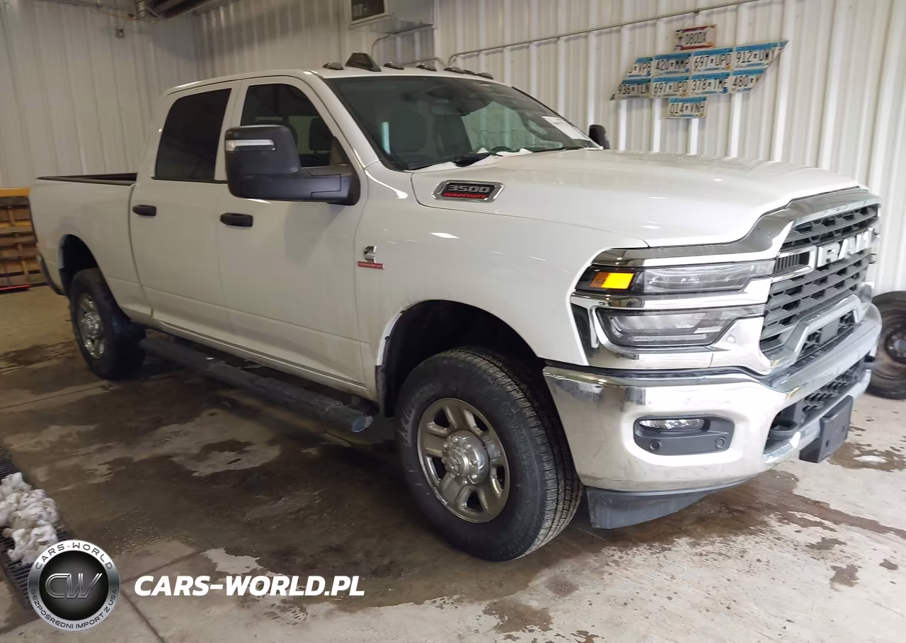 2025 Ram 3500 Tradesman 4X4 6'4 Box