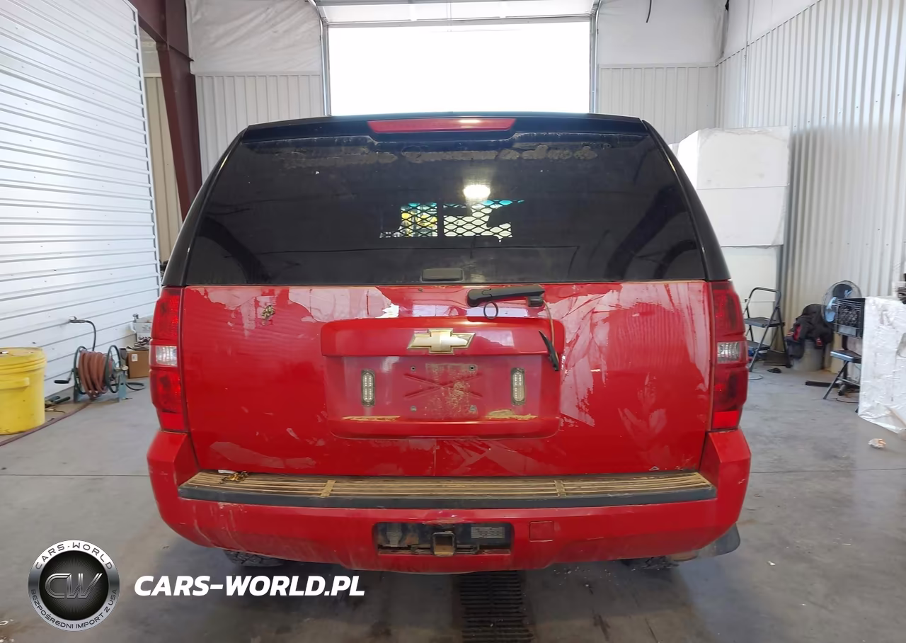 2011 Chevrolet Tahoe Special VIN:1GNSK2E04BR320564 - 16