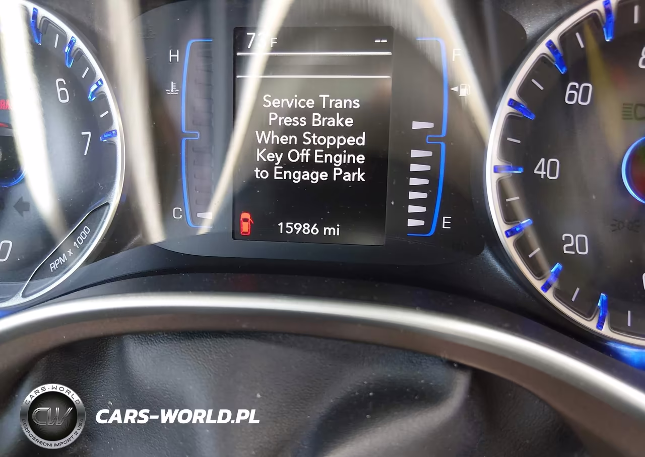 2019 Chrysler Pacifica Touring L VIN:2C4RC1BG2KR587986 - 15