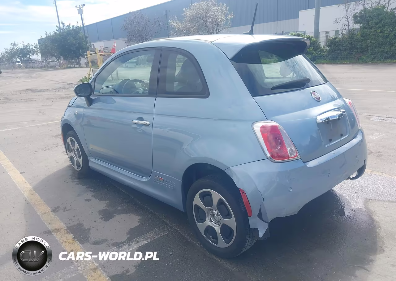 2015 Fiat 500E Battery Electric VIN:3C3CFFGE0FT503074 - 3