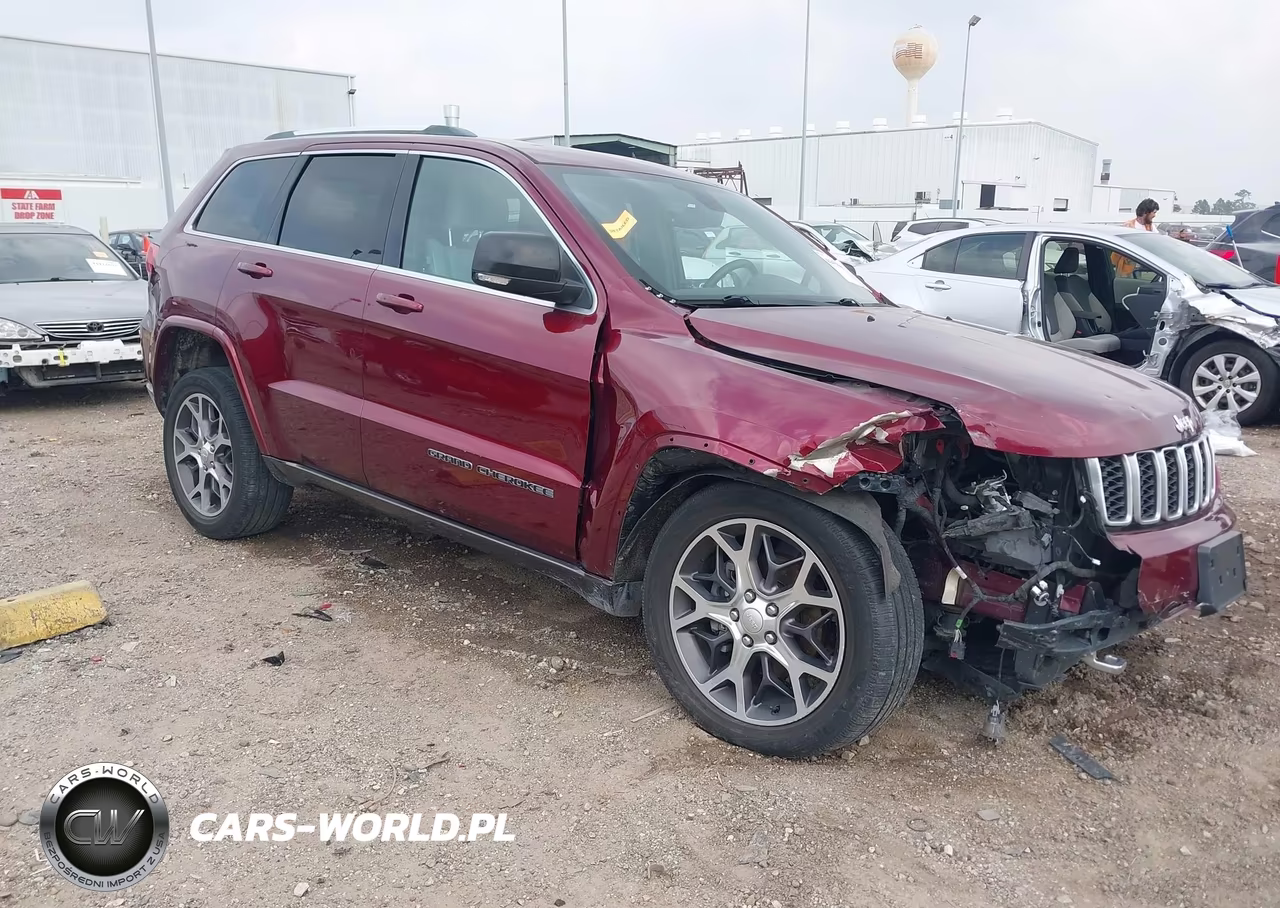 2018 Jeep Grand Cherokee Sterling Edition 4X2 – zdjęcie 1 z 17