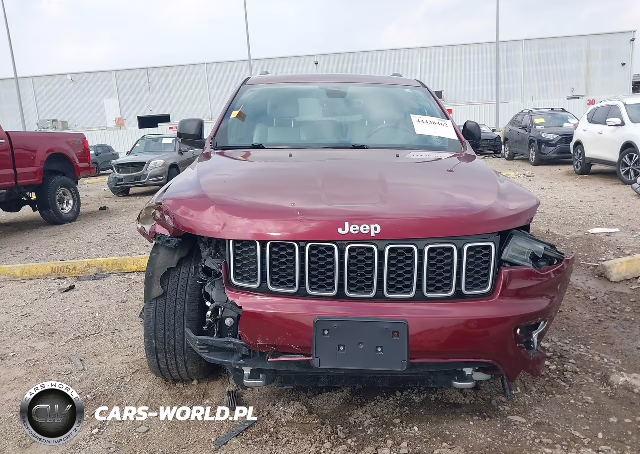 2018 Jeep Grand Cherokee Sterling Edition 4X2 VIN:1C4RJEBG4JC181678 - 12