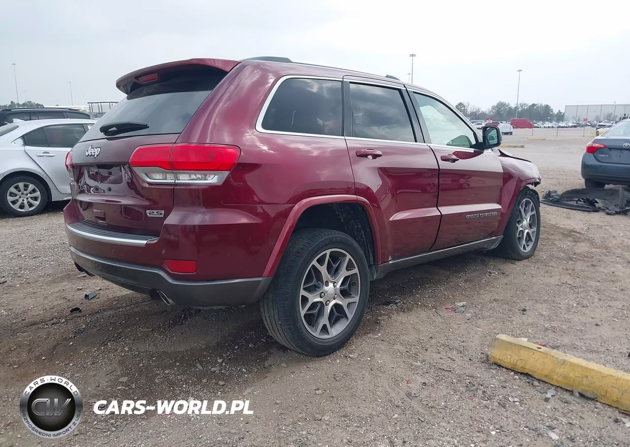 2018 Jeep Grand Cherokee Sterling Edition 4X2 VIN:1C4RJEBG4JC181678 - 4