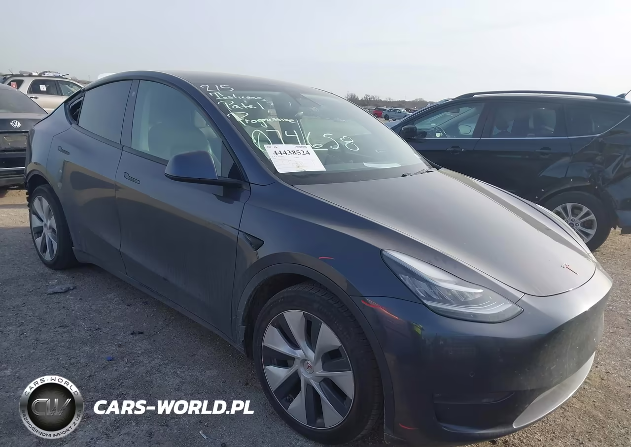 2021 Tesla Model Y Long Range Dual Motor All-Wheel Drive