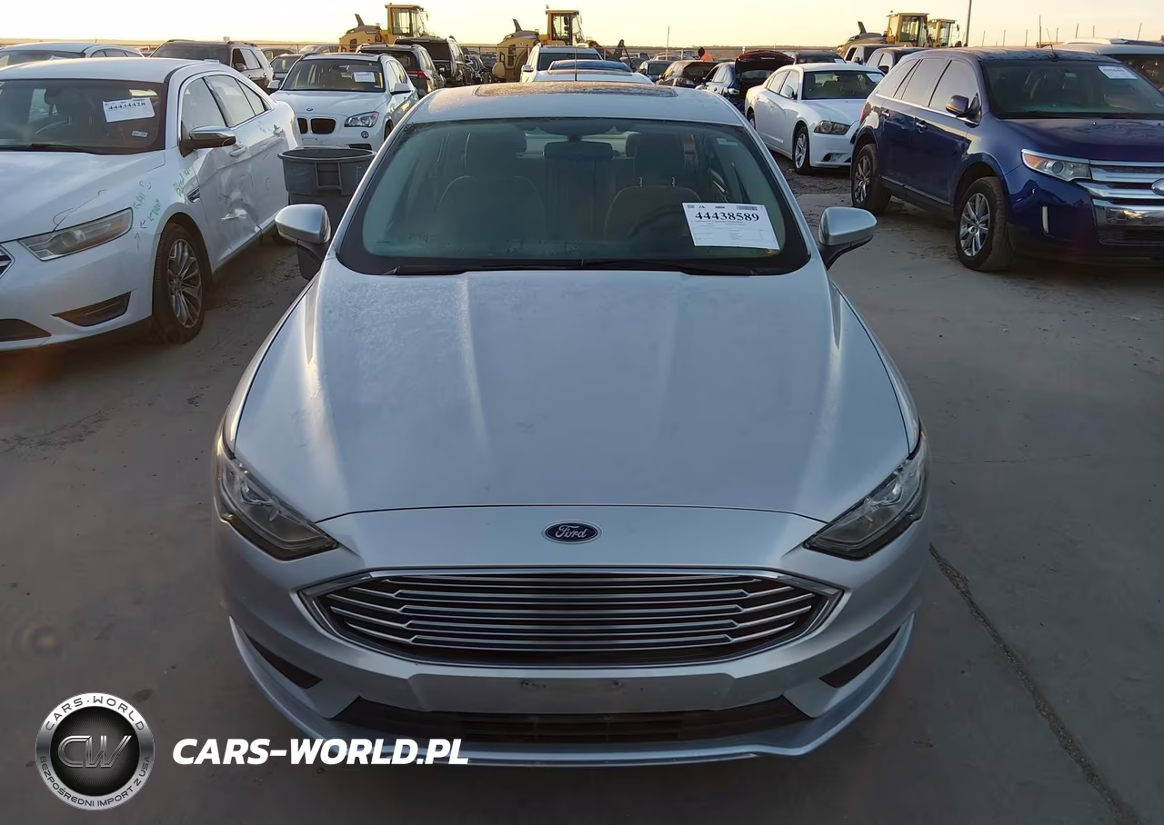 2018 Ford Fusion Hybrid Se VIN:3FA6P0LU5JR127919 - 12