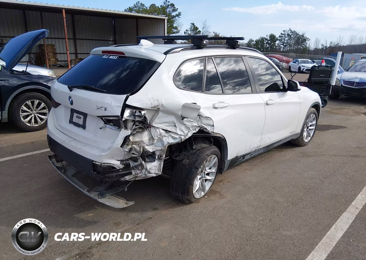 2015 BMW X1 xDrive28I VIN:WBAVL1C56FVY34762 - 4