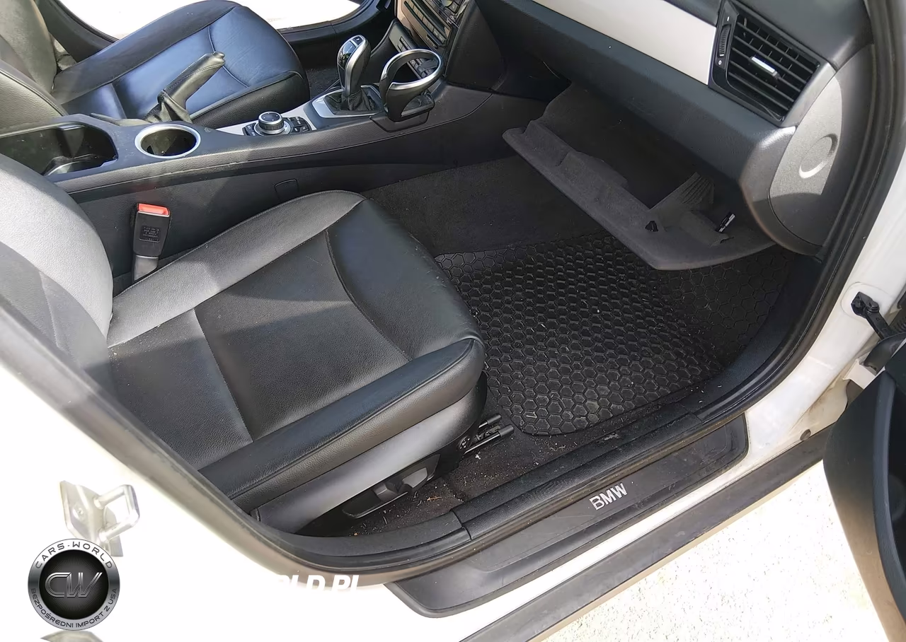 2015 BMW X1 xDrive28I VIN:WBAVL1C56FVY34762 - 5