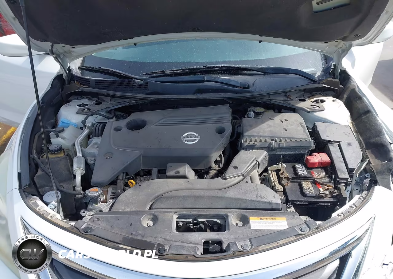 2015 Nissan Altima 2.5 S VIN:1N4AL3AP5FN378907 - 10