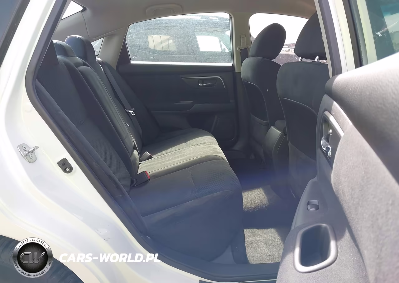 2015 Nissan Altima 2.5 S VIN:1N4AL3AP5FN378907 - 8