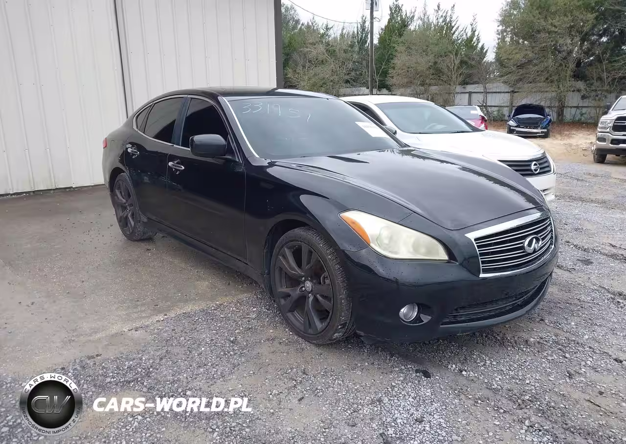 2012 Infiniti M37