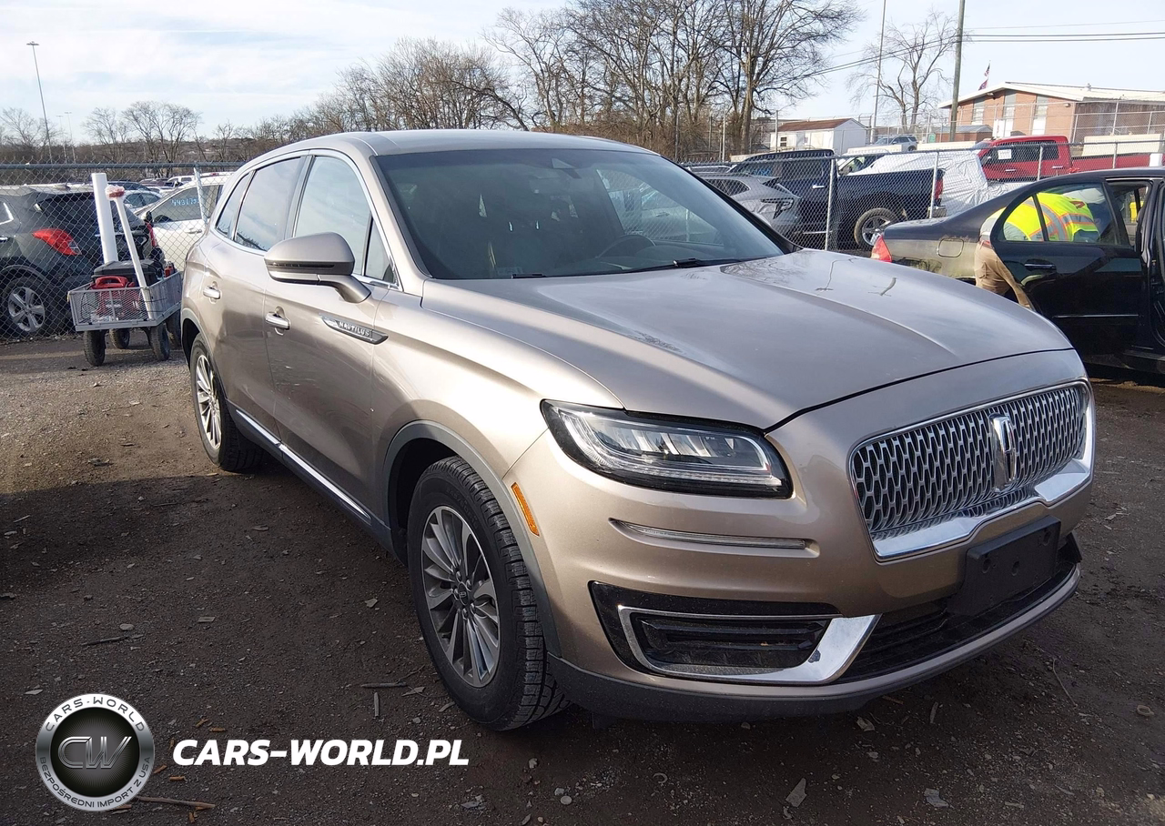 2019 Lincoln Nautilus Select