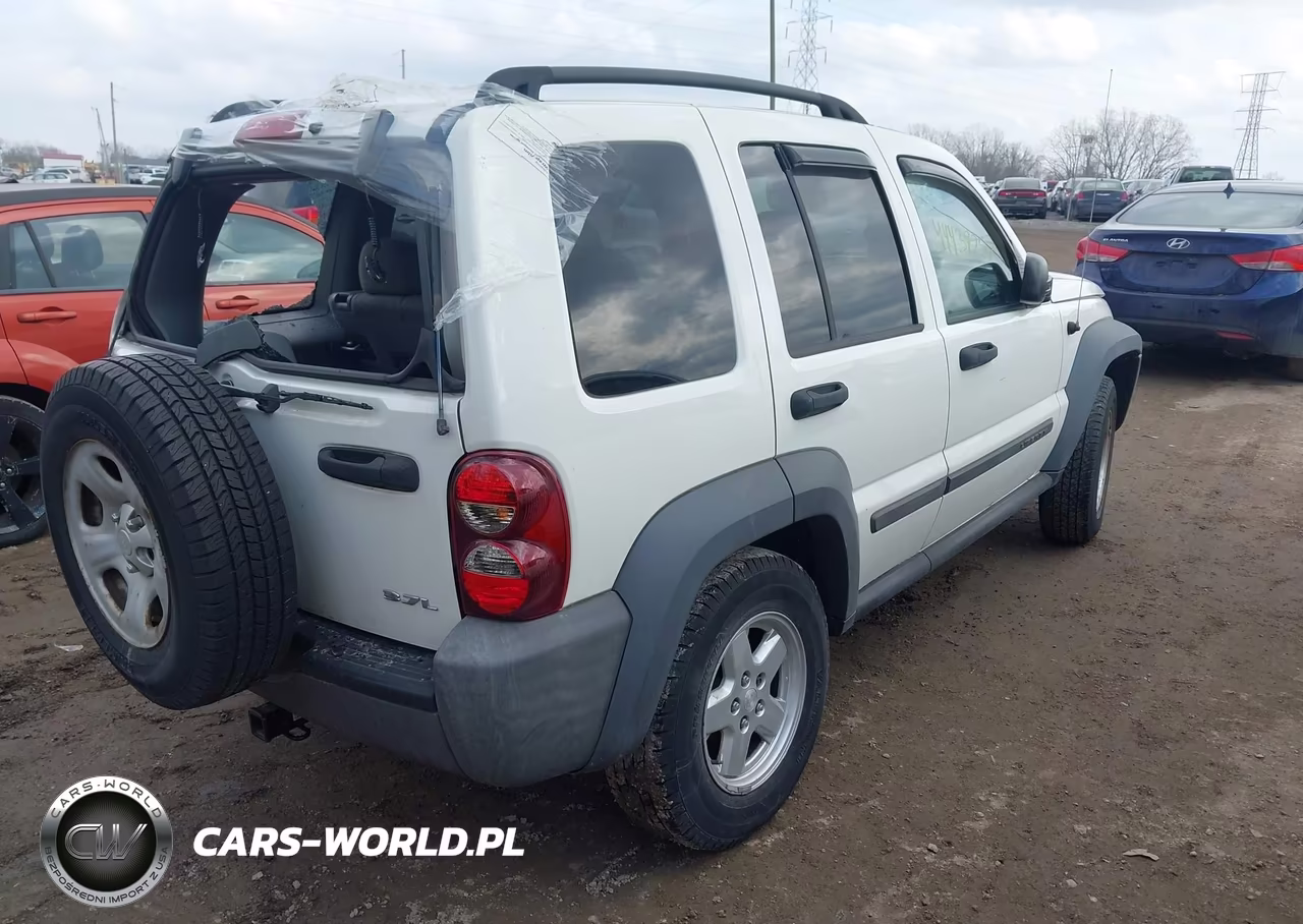 2007 Jeep Liberty Sport VIN:1J4GL48K87W547599 - 4