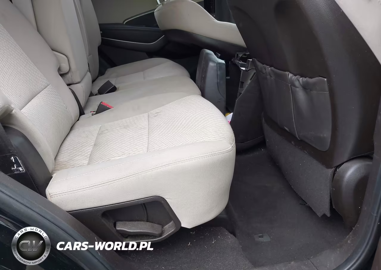 2018 Hyundai Santa Fe Sport 2.4L VIN:5XYZT3LB6JG566205 - 8