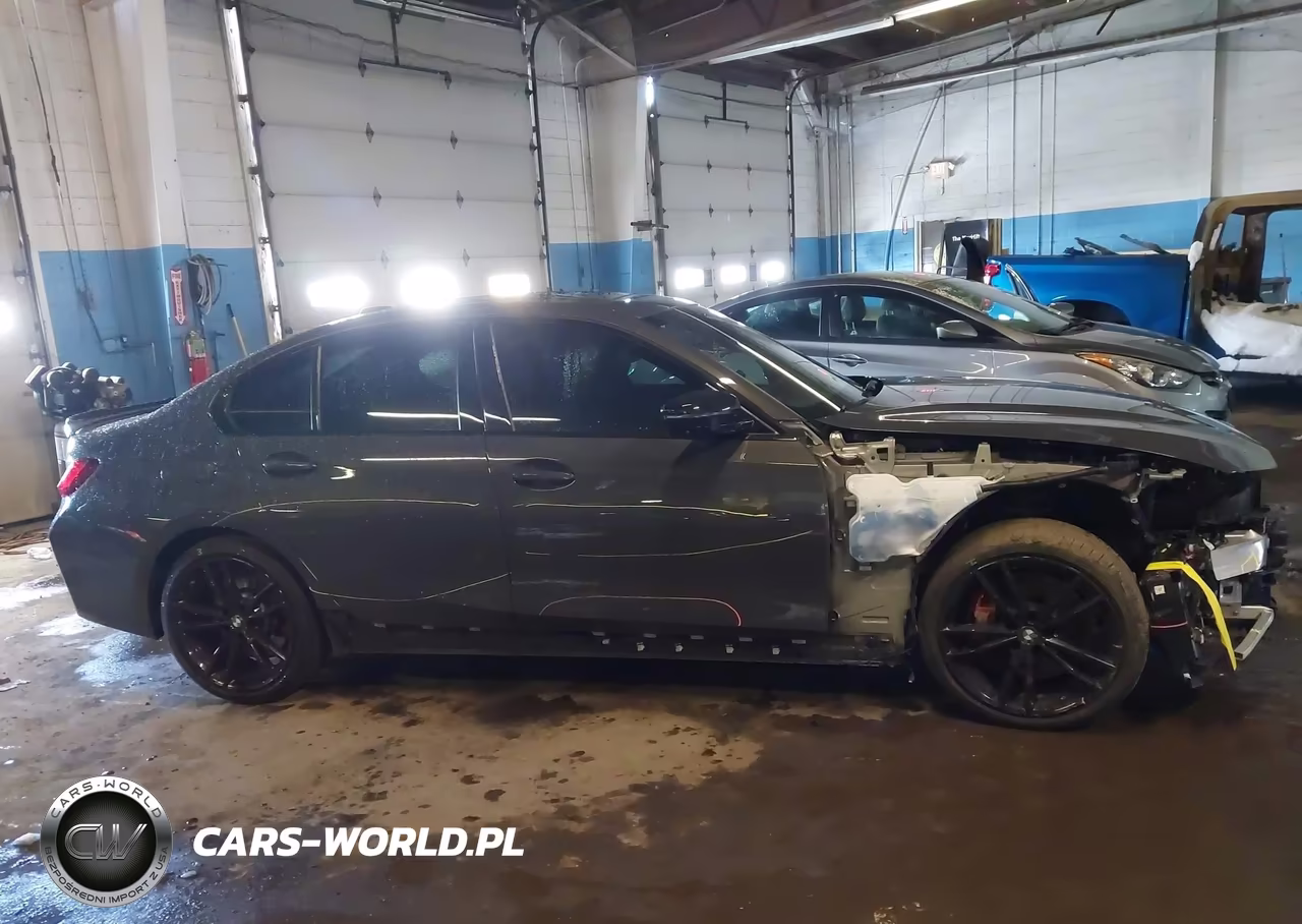 2023 BMW 330I xDrive VIN:3MW89FF00P8D61003 - 14